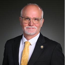 Senator Bob Hensgens