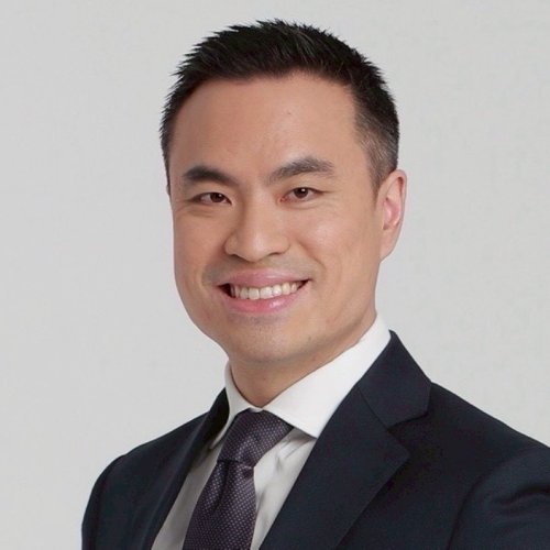 H.E. Akanat Promphan